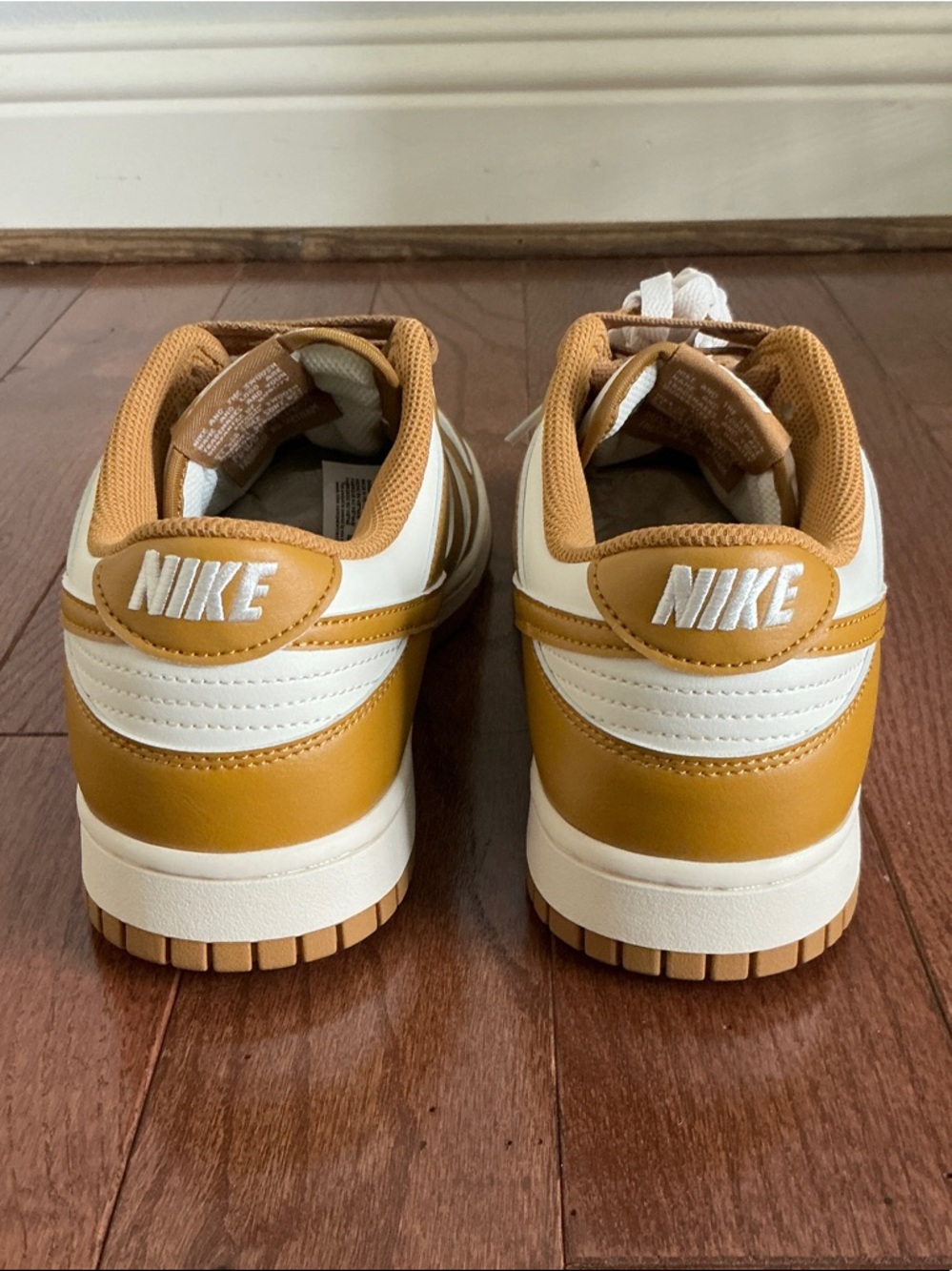 Nike Mens Dunk Low Retro Pale Ivory/Wheat-Pale Ivory (HF5441 108) - 9.5 - NWOB - Picture 4 of 7